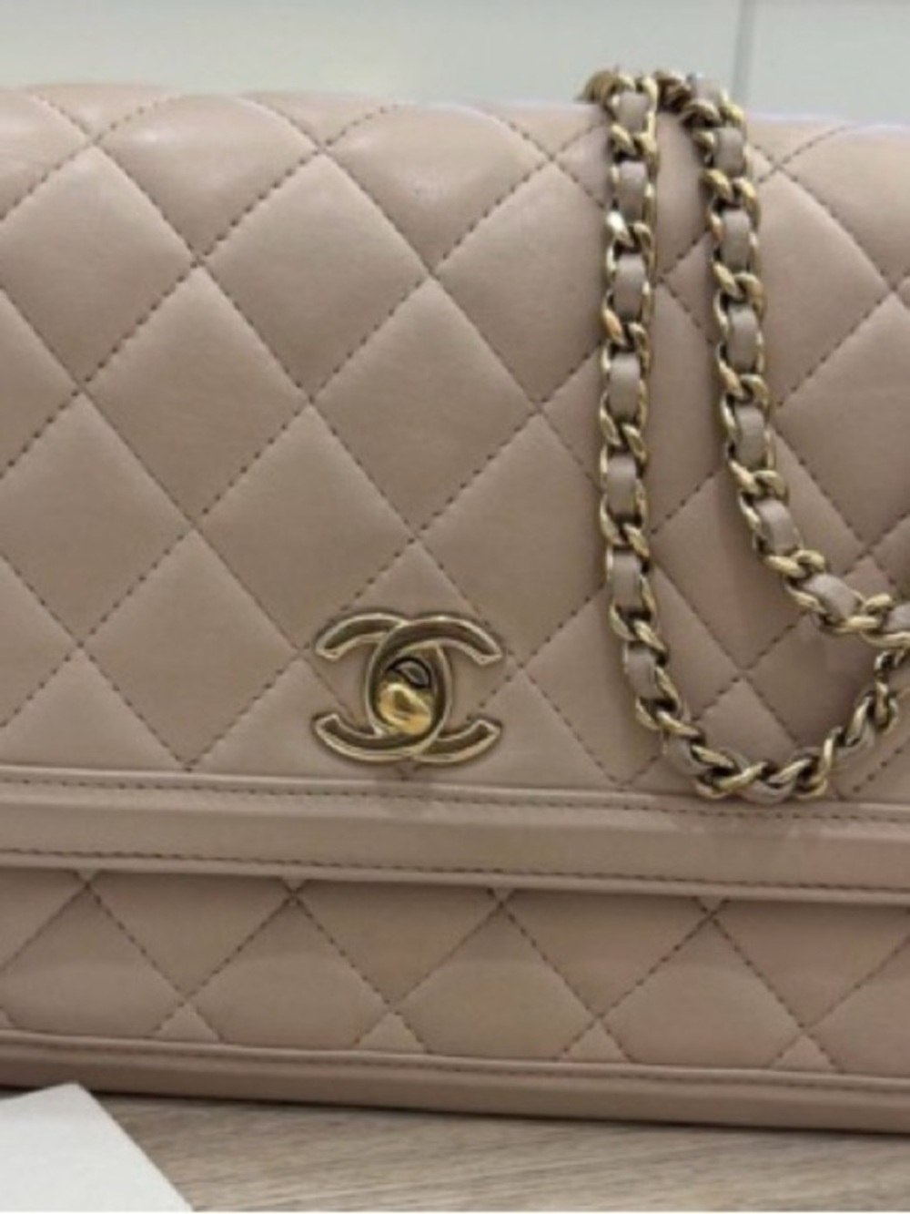 Chanel Hanbok Lambskin Medium Bag | Light Pink